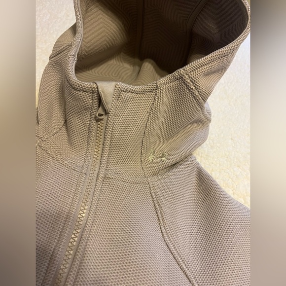 Under Armour Gray Hoodie Full Zip Jacket Sweater Women's Small - Picture 3 of 6